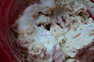 Tort cu mascarpone si turta dulce