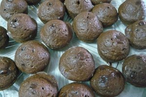 Mini prajituri festive cu ciocolata