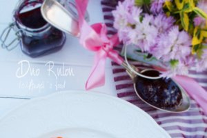 Duo rulou de pui si vitel,cu piure de morcovi si dulceata de merisoare cu ardei iute