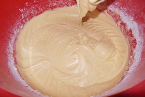 Paleuri cu crema de ciocolata