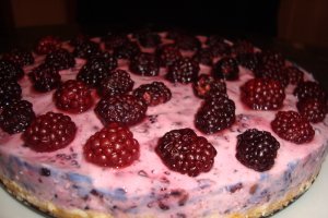Cheesecake cu iaurt si mure
