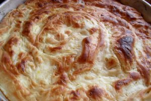 Placinta creata cu branza