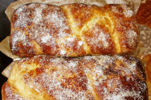 Cozonaci framantati la masina de facut paine