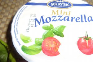 Salata de rucola cu mozzarella