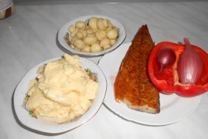 Salata de ciuperci si macrou