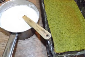 Aperitiv cu crema de branza si jeleu de castravete