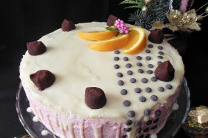 Tort cu mousse de capsuni