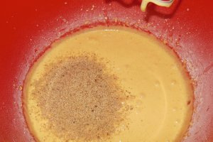 Prajitura cu nuca, crema de ness si mascarpone