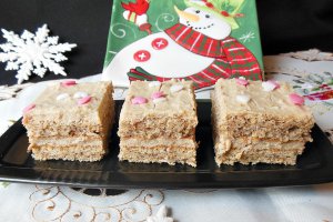 Prajitura cu nuca, crema de ness si mascarpone