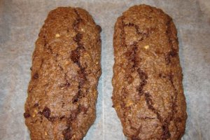 Biscotti cu ness, ciocolata si nuci