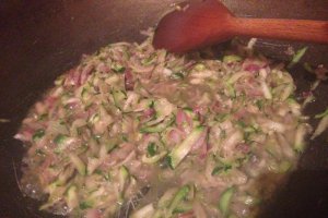 Pasta fresca con zucchini e panna