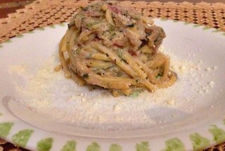 Pasta fresca con zucchini e panna