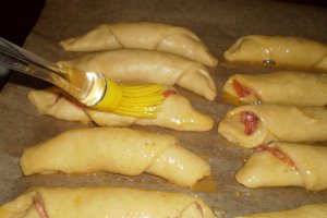 Cornuri cu salam italian