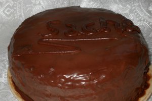 Tort Sacher