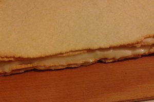 Prajitura alba cu crema de lamaie
