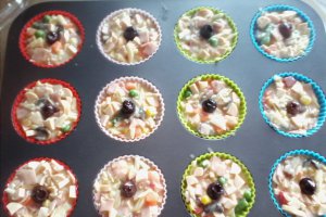 Briose-aperitiv cu legume congelate