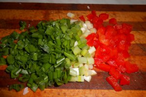 Pizza cu ceapa verde si altele