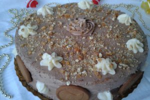 Tort cu blat de nuca si crema de ciocolata si lamaie