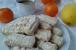 Biscuiti spritati