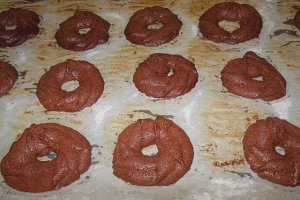 Fursecuri cu cacao si ciocolata alba