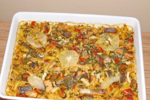 Paella cu fructe de mare si peste
