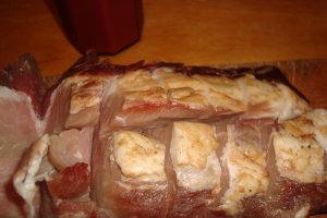 Muschiulet de porc in sos de usturoi si cartofi
