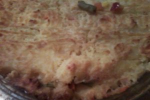 Cartofi gratinati cu legume si branza