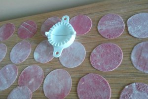 Ravioli de casa cu umplutura de branza si busuioc
