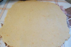 Tarta cu branza si stafide