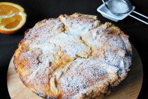 Tarta cu branza si stafide