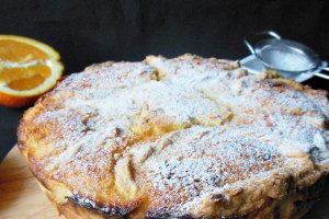 Tarta cu branza si stafide