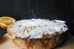Tarta cu branza si stafide