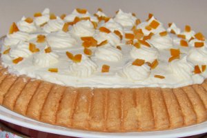 Tort cu portocale si crema de vanilie cu mascarpone