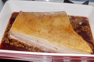 Piept de porc cu soric crocant