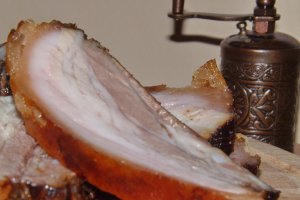 Piept de porc cu soric crocant
