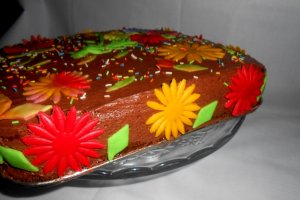 Tort colorat