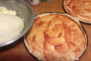 Pizza - asa cum o fac eu - home made by Carmen