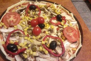 Pizza - asa cum o fac eu - home made by Carmen