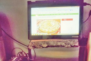 Tartă cu cremă de vanilie, banane și glazură de ciocolată a la Timea