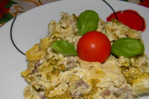 Pasta alla Portofino cu prosciutto