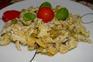 Pasta alla Portofino cu prosciutto