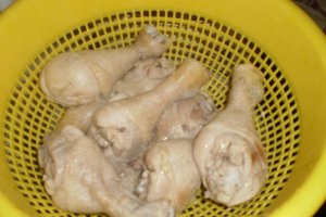 Pulpe de pui impachetate la cuptor