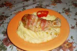 Pulpe de pui impachetate la cuptor