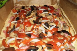 Pizza cu de toate