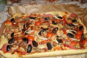 Pizza cu de toate