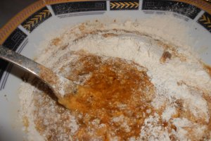 Degetele de pui si spaghete cu sos
