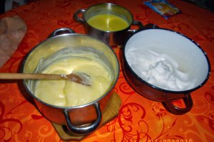 Cremes cu frisca