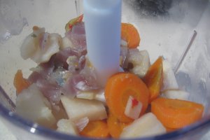 Pulpite de pui cu galuste bavareze si sos vanatoresc