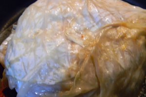 Pulpa de porc coapta in foi de varza  murata