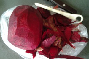 Salata de sfecla rosie